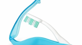 Szczoteczka podróżna – must have w kosmetyczce Zakupy, LIFESTYLE - Już niebawem rozpocznie się zimowy sezon wyjazdowy. Niezależnie od tego, jaki jest cel podróży, wszystkie łączy ten sam problem - co spakować do walizki?