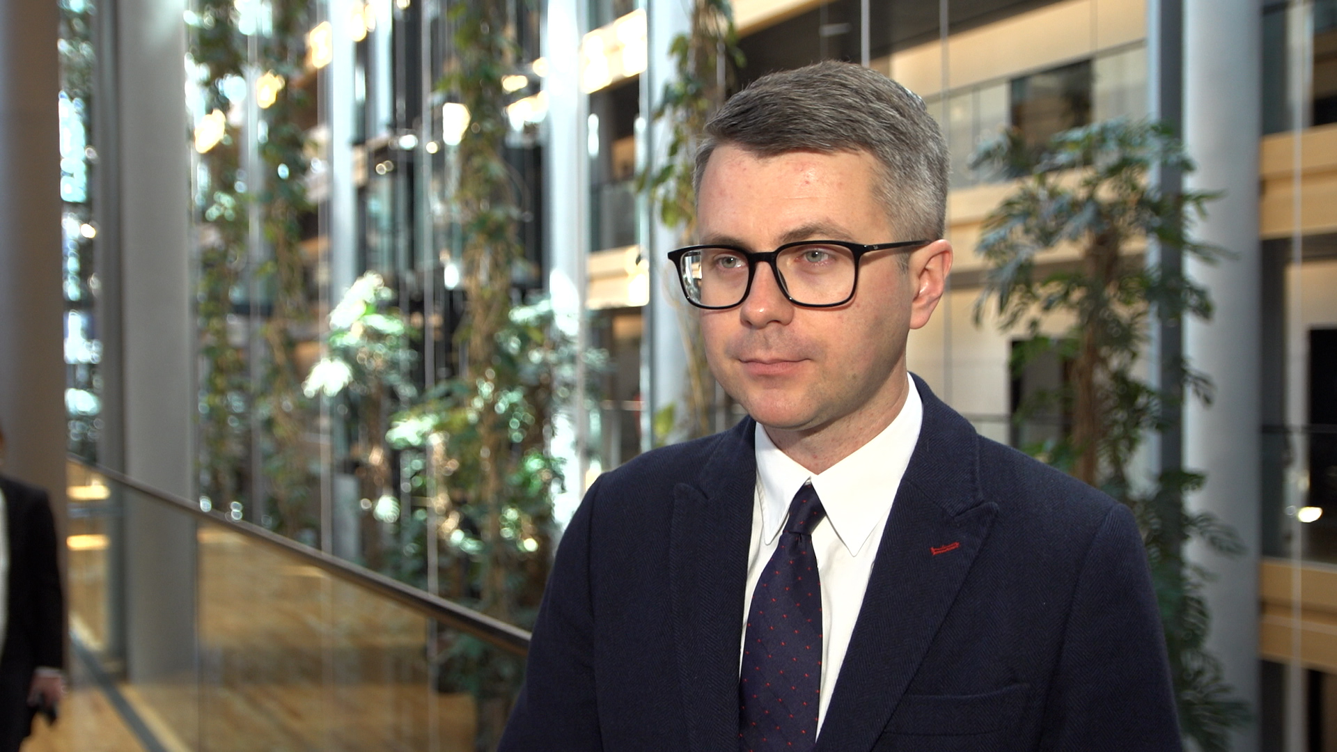 W UE trwa dyskusja o większej kontroli przesyłek e-commerce o wartości poniżej 150 euro. Zwolnienie z cła jest nadużywane